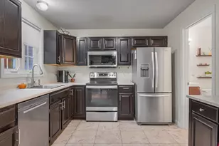 25 Belleview Dr, Amherst, NH 03031 - Photo 6