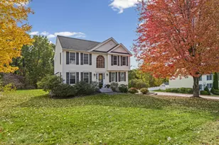 23 Bear Path Ln, Hudson, NH 03051 - Photo 1