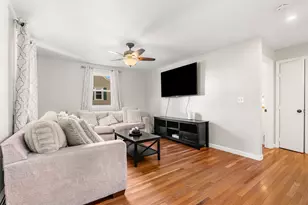18 Pasadena Ave, Nashua, NH 03064 - Photo 16
