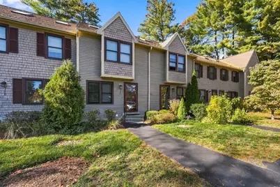 152 Bartemus Trail #Unit 72, Nashua, NH 03063 - Photo 2