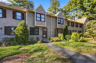 152 Bartemus Trail, Nashua, NH 03063 - Photo 2