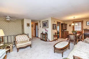 18 Hinsdale Ave, Nashua, NH 03063 - Photo 6