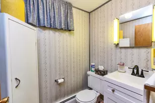 18 Hinsdale Ave, Nashua, NH 03063 - Photo 20