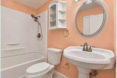 32 Greeley Street, Hudson, NH 03051 - Photo 30