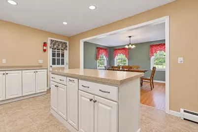32 Greeley Street, Hudson, NH 03051 - Photo 20