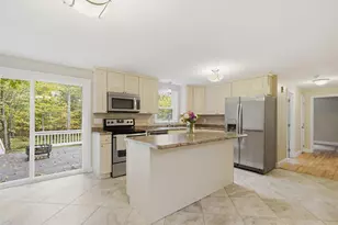 51 Priest Rd, Nottingham, NH 03290 - Photo 16