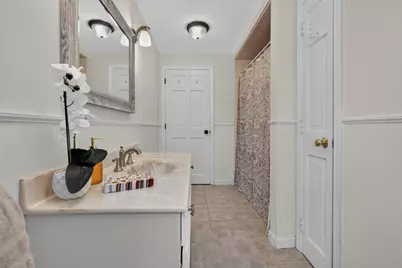 38 Twinbrook Avenue, Salem, NH 03079 - Photo 20