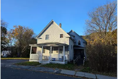 397 Willard Street, Berlin, NH 03570 - Photo 4