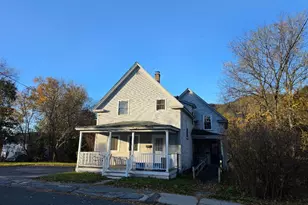 397 Willard St, Berlin, NH 03570 - Photo 4