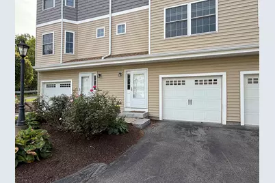 81 N High Street #18, Derry, NH 03038 - Photo 2