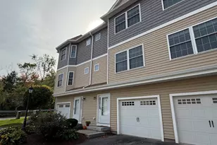 81 N High St, Derry, NH 03038 - Photo 1