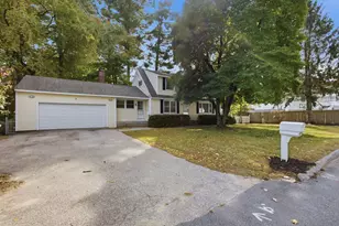 3 Alice Dr, Nashua, NH 03063 - Photo 2