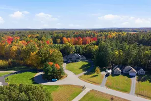 9 Lilac Ct, Litchfield, NH 03052 - Photo 10