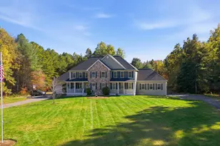 9 Lilac Ct, Litchfield, NH 03052 - Photo 4