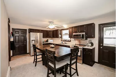 53 Wagner Street, Manchester, NH 03104 - Photo 4