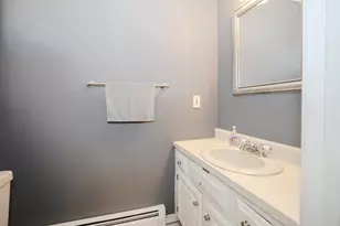 53 Wagner St, Manchester, NH 03104 - Photo 12