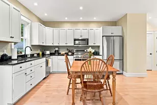 21 Brenda Ln, Rochester, NH 03867 - Photo 6