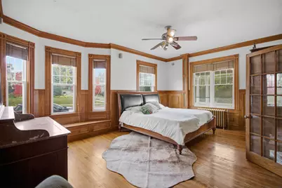 574 Belmont Street, Manchester, NH 03104 - Photo 16