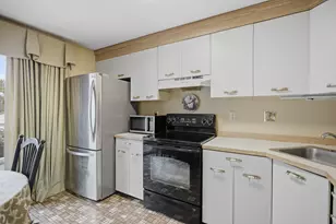 328 Fox Hollow Way, Manchester, NH 03104 - Photo 16