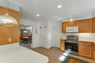 63 Drew Woods Dr, Derry, NH 03038 - Photo 20