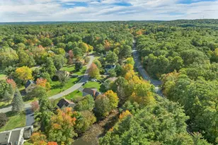 63 Drew Woods Dr, Derry, NH 03038 - Photo 38