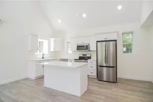 92 Long Shores Dr, Barrington, NH 03825 - Photo 12