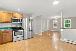 24 Rand Dr, Chester, NH 03036 - Photo 6