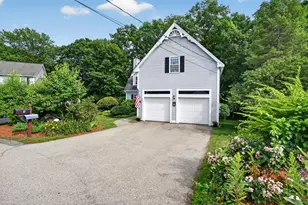 5 Suffolk Park, Nashua, NH 03063 - Photo 2