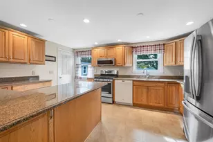 8 Aztec Rd, Nashua, NH 03063 - Photo 8