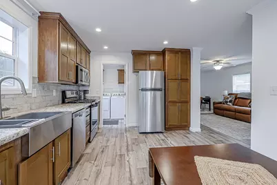 202 Robinhood Drive, Exeter, NH 03833 - Photo 6