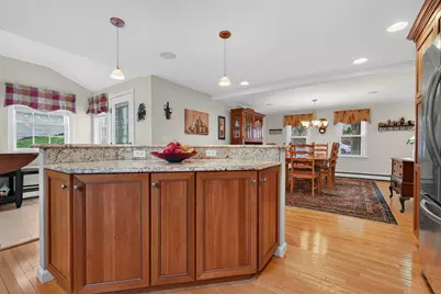 43 Jonathan Lane, Manchester, NH 03104 - Photo 6