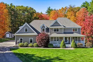 35 Labrador Ln, Dover, NH 03820 - Photo 1