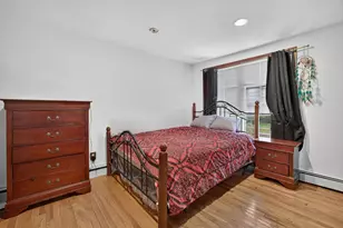 9 Bradford St, Nashua, NH 03063 - Photo 28