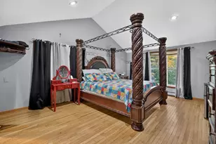 9 Bradford St, Nashua, NH 03063 - Photo 32