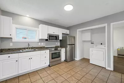 24 Davis Place, Laconia, NH 03246 - Photo 2