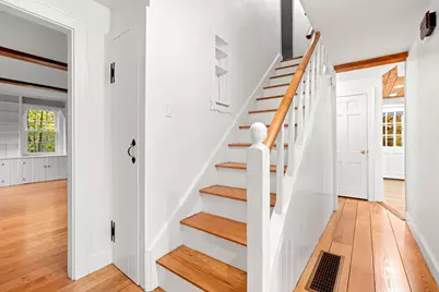 135 Walnut Hill Avenue, Manchester, NH 03104 - Photo 14