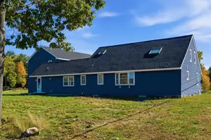 239 Middle Rd, Tuftonboro, NH 03816 - Photo 2