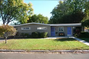291 Coolidge Ave, Manchester, NH 03102 - Photo 1