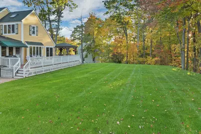 32 Lindsay Road, Hooksett, NH 03106 - Photo 6