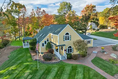 32 Lindsay Road, Hooksett, NH 03106 - Photo 1