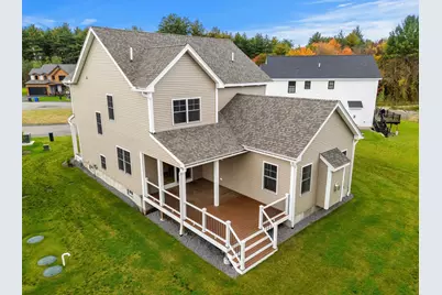27 Lily Lane, Londonderry, NH 03053 - Photo 2
