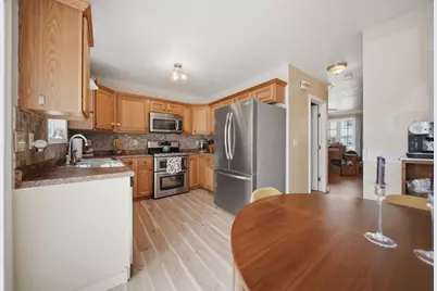 639 Hevey Street, Manchester, NH 03102 - Photo 8