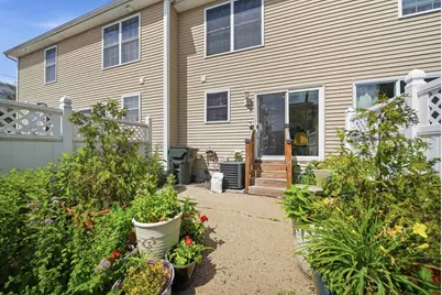 639 Hevey Street, Manchester, NH 03102 - Photo 24