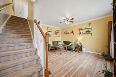 639 Hevey Street, Manchester, NH 03102 - Photo 4