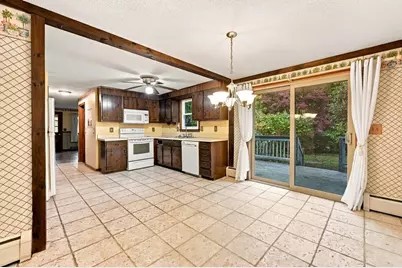 10 Lancaster Drive, Londonderry, NH 03053 - Photo 12