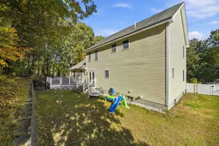 11 Burnham Ave, Nashua, NH 03064 - Photo 30