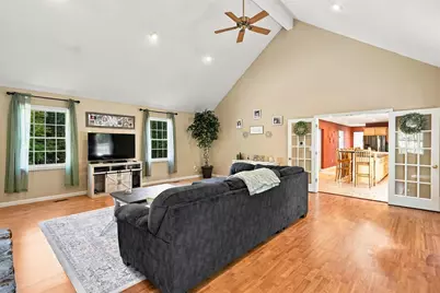 11 Burnham Avenue, Nashua, NH 03064 - Photo 12