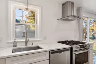 5 Mace Rd, Hampton, NH 03842 - Photo 10