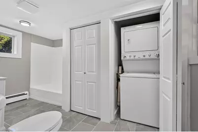 16 Norton Street, Derry, NH 03038 - Photo 10