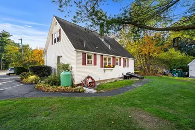 21 Chisholm Road, Kingston, NH 03848 - Photo 4